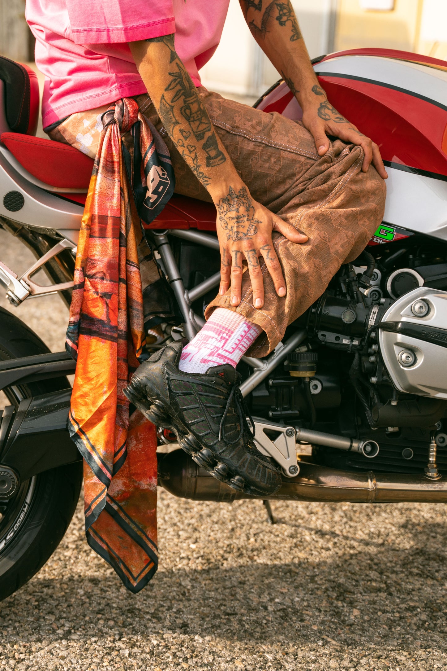 Pink Skyline Socks Piano Nove