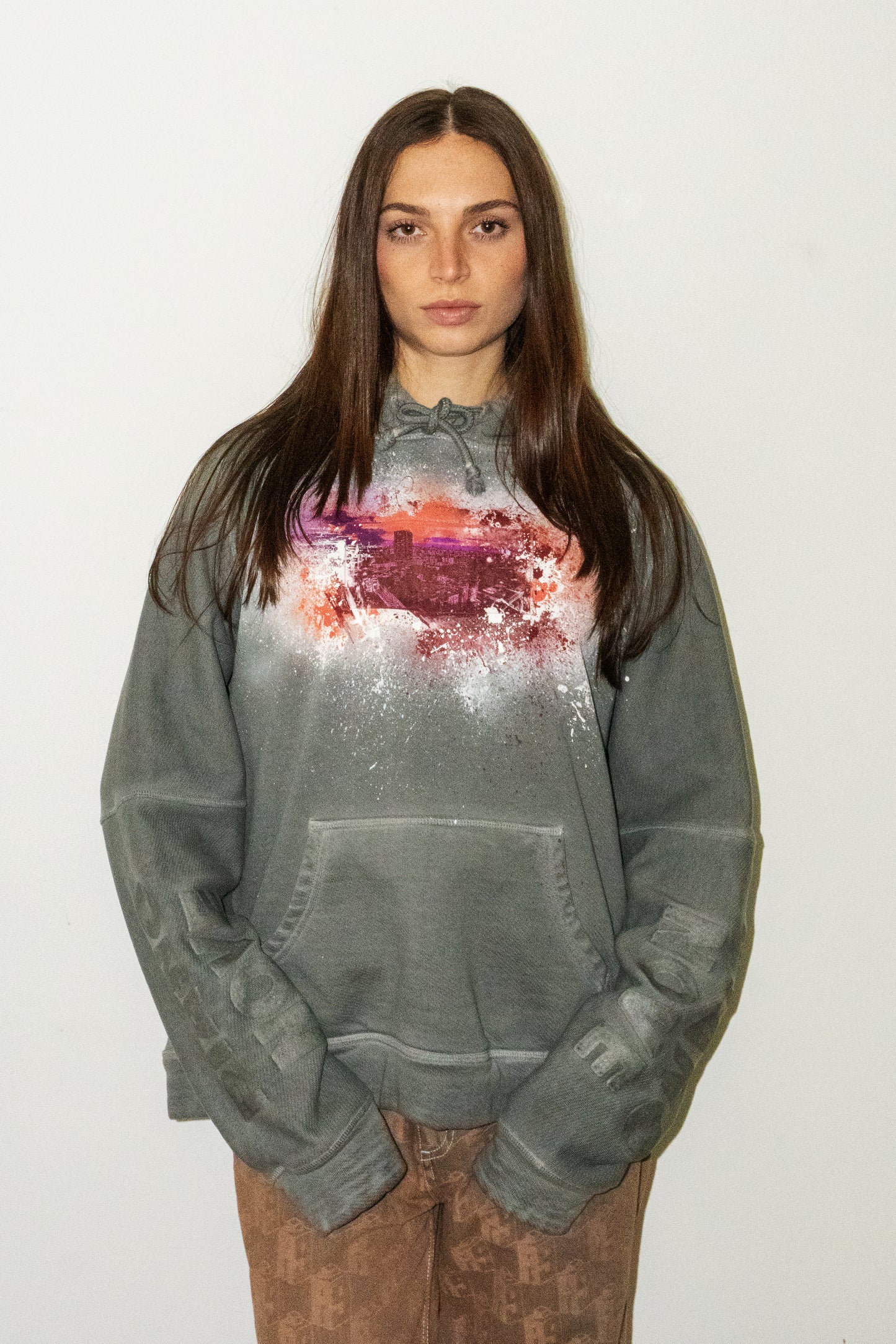 Cement hoodie PIANO NOVE "Skyline Logo"
